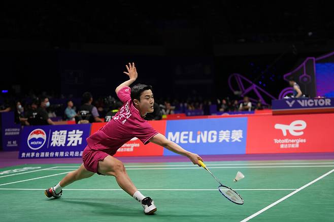 ▲ 전혁진이 2023 BWF 수디르만컵에서 경기를 펼치고 있다. ⓒ연합뉴스/AFP