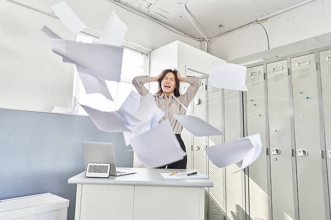 장기간 스트레스 대응은 정신적 및 신체적 힘을 고갈시키고, 심하면 각종 질병으로 이어지기도 한다. [사진= 게티이미지뱅크]