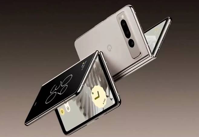 구글 폴더블폰 ‘픽셀 폴드’. [사진 출처 = 톰스가이드]