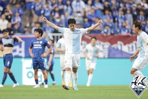 호쾌한 중거리 슛으로 골을 터트린 울산 김영권 [한국프로축구연맹]