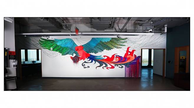 2023∼2024 한국 방문의 해 ‘K컬처 관광 이벤트 100선’에 꼽힌 국제 전시행사이자 공예 분야 세계 최초·최대 규모의 행사인 청주공예비엔날레가 9월 1일부터 10월 15일까지 충북 청주 문화제조창 일원에서 열린다. 청주시 제공