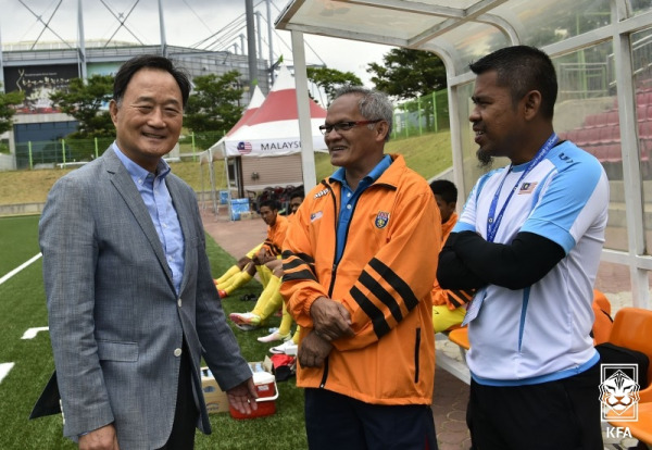 김호곤 전 수원FC 단장이 KFA 축구사랑나눔재단 이사장에 선임됐다.(사진=KFA 축구사랑나눔재단)