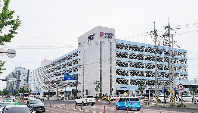 한국철도공사(코레일)는 오는 31일 오전 9시 광주송정역 주차빌딩을 개장한다고 26일 밝혔다. [한국철도공사]