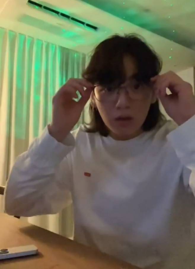 1100만명이 본 방탄소년단 정국 '라방'..어땠길래