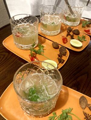 ‘아난타라 호이안 리조트’에 있는 레스토랑 ‘아트 스페이스’에서 파는 칵테일. 박미향 기자