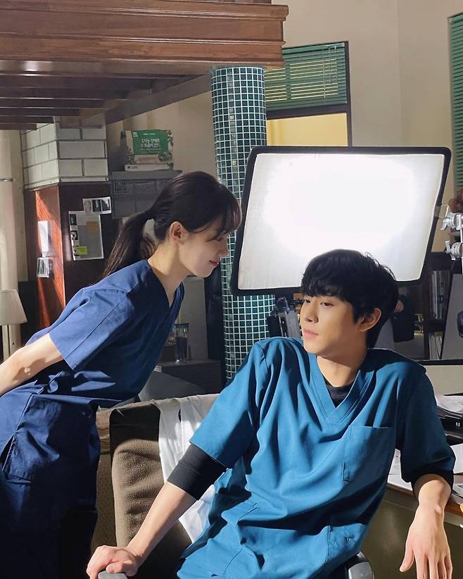 /사진=이성경 SNS