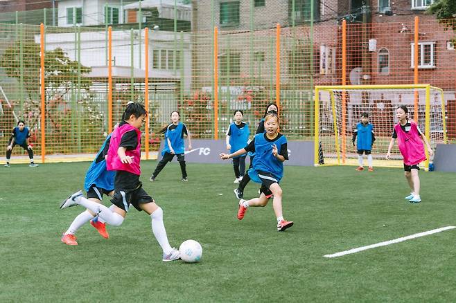 서울시평생교육진흥원은 지난 27일 서울 금천구 소재 모두의학교에 '모두의 운동장'이 문을 열었다고 30일 밝혔다. (서울시 제공)