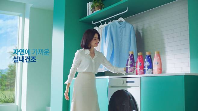 사진 / 코카-콜라 '스프라이트', 코카-콜라 '코카-콜라', 피죤 CF 장면 이미지 (사진제공=각사)