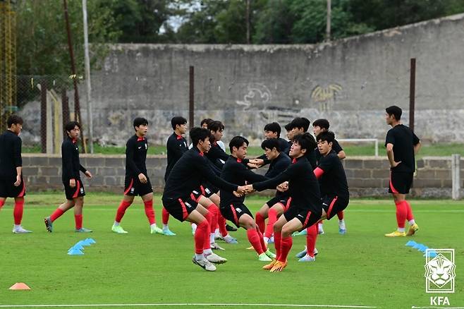 에콰도르전을 앞두고 담금질 중인 20세 이하 축구대표팀 (대한축구협회 제공)