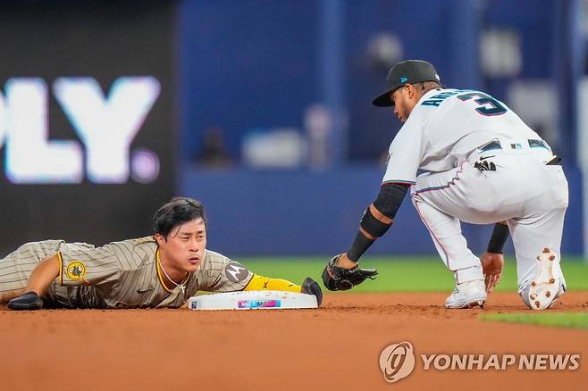 시즌 9호 도루에 성공한 김하성 [USA투데이스포츠=연합뉴스]