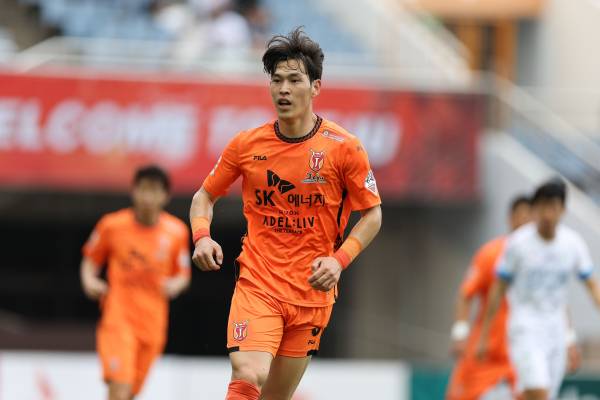 지난달 27일 수원 삼성전 출장한 이창민의 모습. 제주 제공