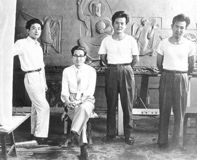 1950년대에 혜화동성당 부조 벽화 작업을 함께  진행했던 작가들. 왼쪽부터 최만린, 장발, 김세중, 송영수. 최태만 국민대교수 논문집