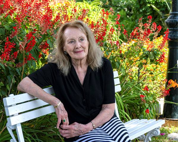 불륜의 경험을 소설로 소화해 명성을 얻은 2022년 노벨상 수상자 아니 에르노. <EPA연합뉴스>