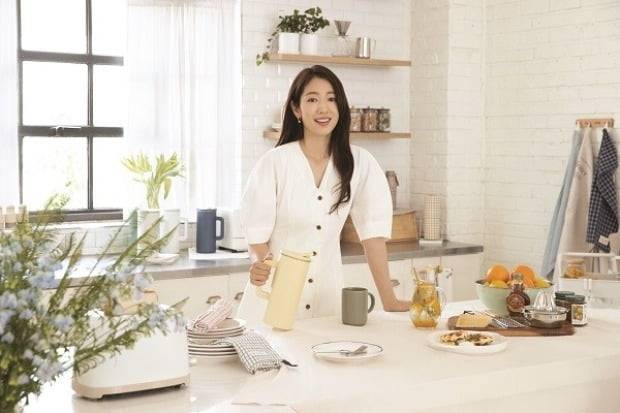 배우 박신혜./사진=모던하우스