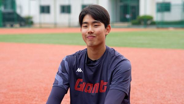 롯데 자이언츠의 내야 기대주 ‘정대선 선수’. 김동균 인턴