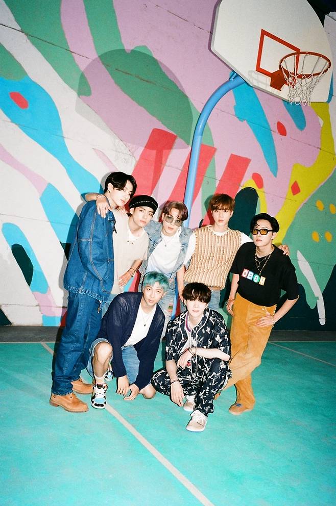 [서울=뉴시스] 방탄소년단. 2023.04.12. (사진 = 빅히트 뮤직 제공) photo@newsis.com *재판매 및 DB 금지