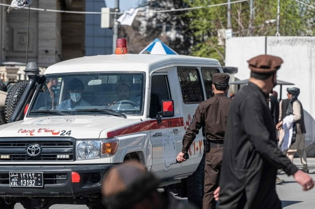 지난 3월 가불에서 발생한 자폭테러 현장에 출동한 구급 차량. /사진=AFP
