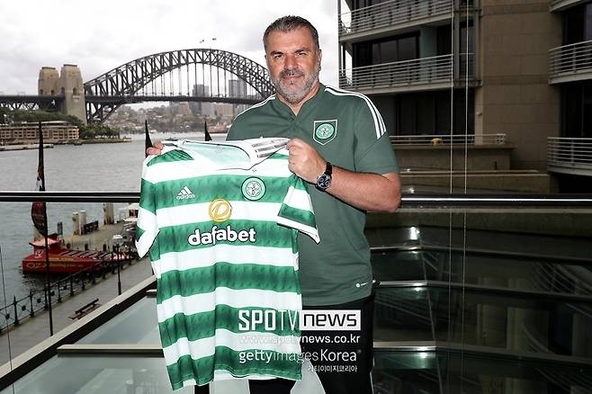 ▲ 호주, 일본을 거쳐 유럽에서도 성공가도를 달리는 포스테코글루 감독