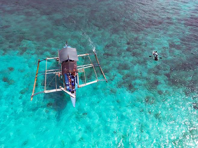 호핑투어 즐기는 여행객 [사진/백승렬 기자]