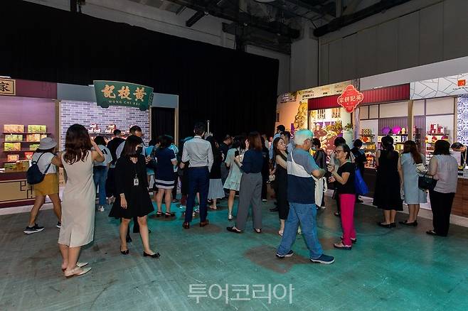 샌즈 차이나가 팬데믹 이후 처음 해외행사 '마카오 쇼케이스'를 싱가포르서 개최했다.