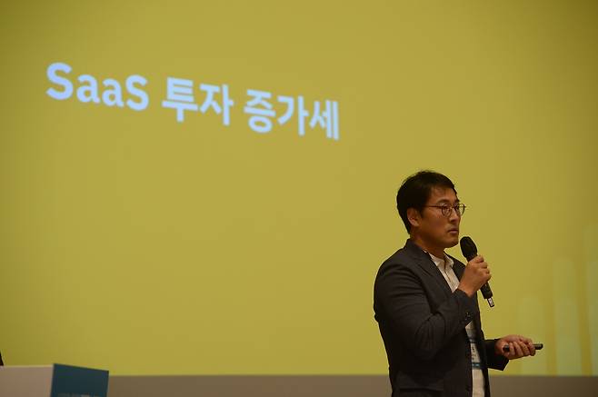 김창원 전 타파스미디어 대표가 8일 '스타트업 생태계 콘퍼런스 2023'에서 미국의 스타트업 생태계 현황에 대해 발표하고 있다./스타트업얼라이언스 제공