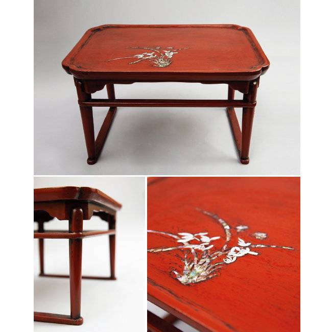 경남 통영은 통영반이 발달했다. 통영반은 임진왜란 이후 설치된 13공방에서 만들어져 군수품으로 쓰였다. 광채가 나는 자개를 잘게 쪼개 붙인 문양이 화려하다.