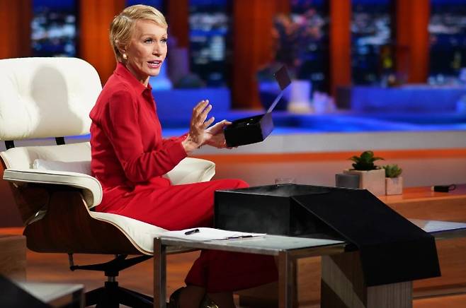 샤크탱크에 출연 중인 미 뉴욕 부동산 거물 바바라 코코란. /ABC 캡처