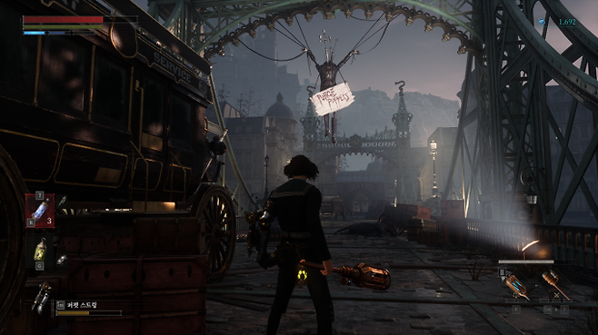 목 없는 인형이 매달린 다리 위. 음울하고 기이한 세계관이 매력적이다.&nbsp; &nbsp;게임 화면 캡처