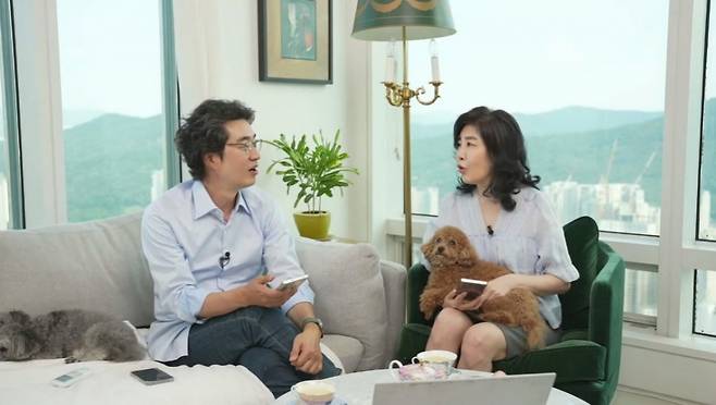 홍혜걸·여에스더 부부 /사진=유튜브 채널 '여에스더의 에스더TV' 캡처