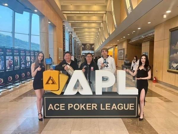왼쪽에서부터 GPI 아시아 담당 Raymond Wong, 대만포커협회 회장 David Tai, 싱가폴리그 CEO Jack Liew). 사진제공|대한홀덤경기협회