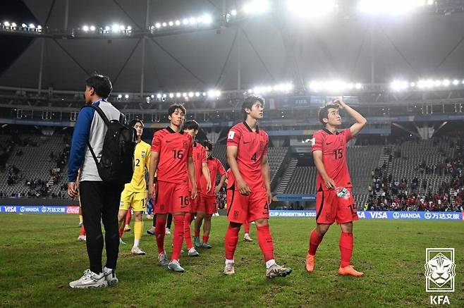 ▲ 결과에 아쉬워하는 U-20 대표팀 ⓒ대한축구협회