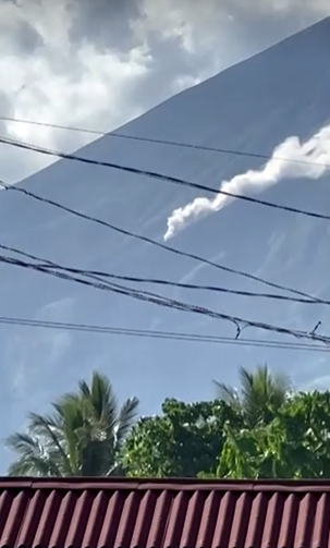 필리핀 마욘 화산 모습. 〈사진=로이터〉