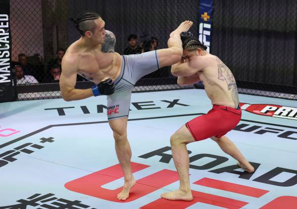 로드 투 UFC 시즌2에서 강한 인상을 남긴 유상훈(왼쪽)은 옥타곤에 오를 날을 고대하고 있다.(사진=UFC)