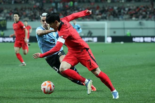 최근 스포츠 탈장 수술을 받은 손흥민. ⓒ 데일리안DB