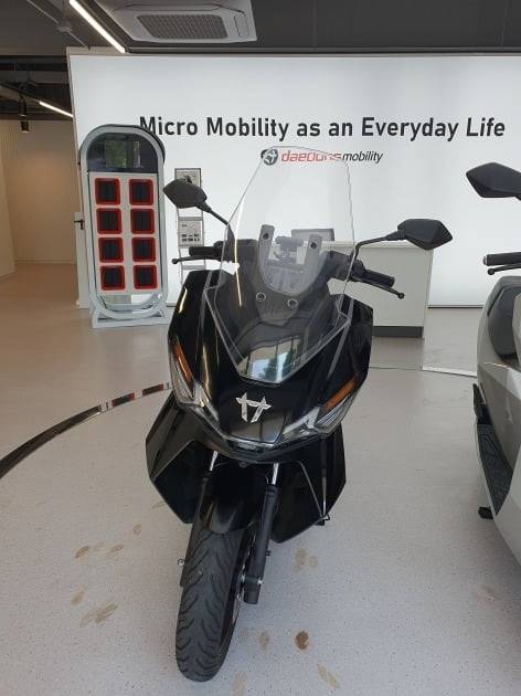 대동모빌리티가 개발한 국산 전기 스쿠터 'GS100'. 윤현주 기자