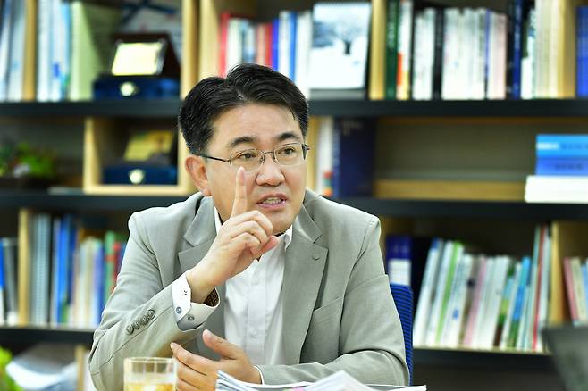 오승록 서울 노원구청장이 지난 12일 노원구청 집무실에서 〈뉴스1〉과의 인터뷰하고 있다. (노원구 제공)