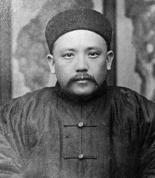 1880년대 서울에 부임해 내정간섭에 앞장섰던 20대 중반 시절 위안스카이의 모습. 사진 출처 위키피디아