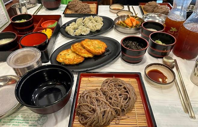 대정칼국수 소바 정식. /사진= 강예신 여행+ 기자