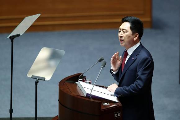 김기현 국민의힘 대표가 20일 오전 서울 여의도 국회에서 열린 제407회 국회(임시회) 제5차 본회의에서 국정에 관한 교섭단체 대표연설을 하고 있다. 2023.6.20/뉴스1