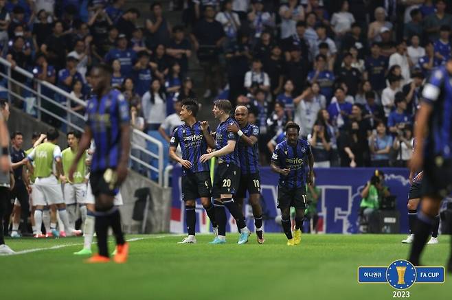 ▲ 28일 인천축구전용경기장에서 열린 FA컵 8강에서 인천유나이티드가 수원삼성을 3-2로 제압했다 ⓒ 대한축구협회