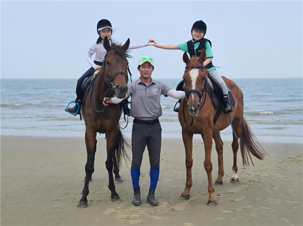 전남도가 승마인구의 저변 확대와 말산업 발전을 위해 학생승마 체험비 18억원을 확보해 전남 학생 6000명에게 승마체험 기회를 제공한다. 전남도 제공