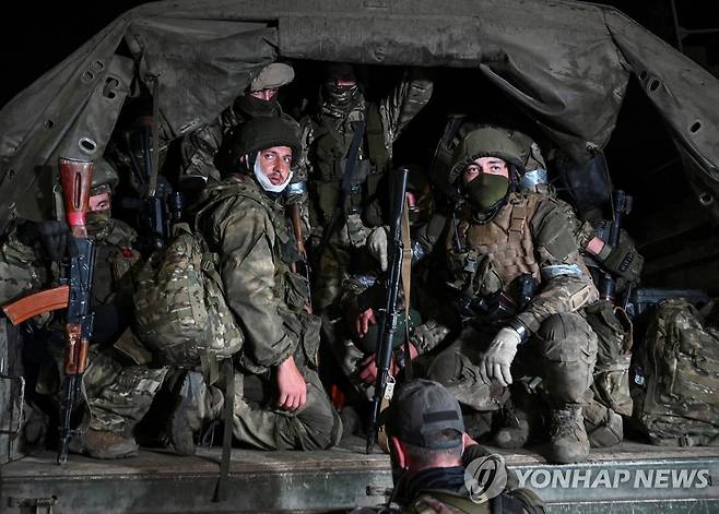 로스토프나도누를 점령했다가 철수하는 바그너그룹 용병들 [로이터 연합뉴스 자료사진. 재판매 및 DB 금지]