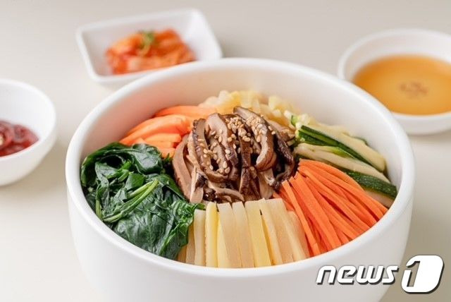 오색 야채비빔밥.(에어부산 제공)