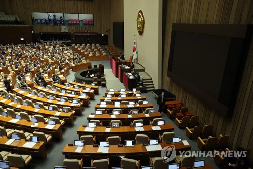 국회 본회의 통과 [연합뉴스 자료사진]