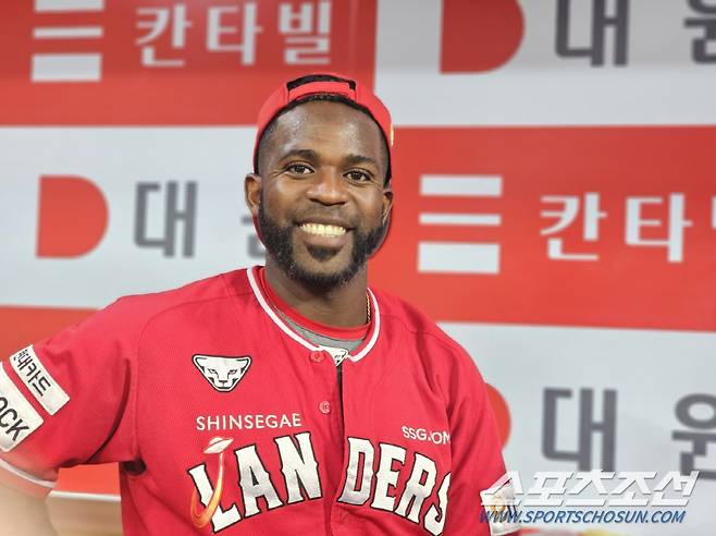 역전 결승타로 팀 승리를 이끈 에레디아. 고척=스포츠조선 정현석 기자 hschung@sportschosun.com