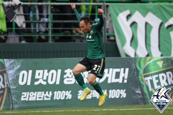 광주전 문선민의 세리머니.(사진=프로축구연맹)