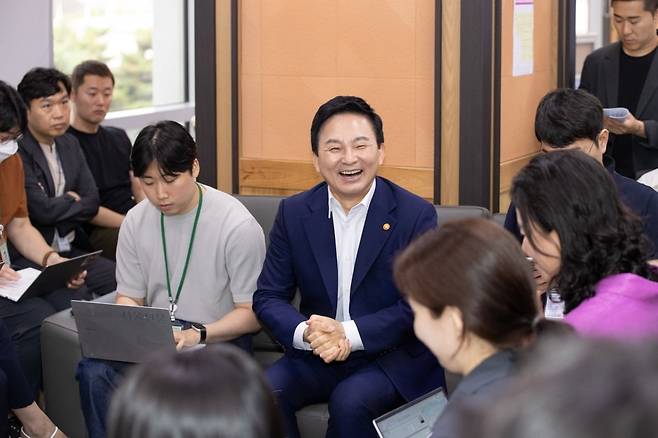 원희룡 국토교통부 장관이 3일 오전 세종시 정부세종청사에서 열린 출입기자단 간담회에서 발언하고 있다. 사진=한경DB