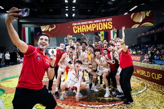 헝가리 데브레첸에서 열린 FIBA U-19 헝가리 농구월드컵 2023이 ‘무적함대’ 스페인의 24년 만에 우승으로 막을 내렸다. 사진=FIBA 제공