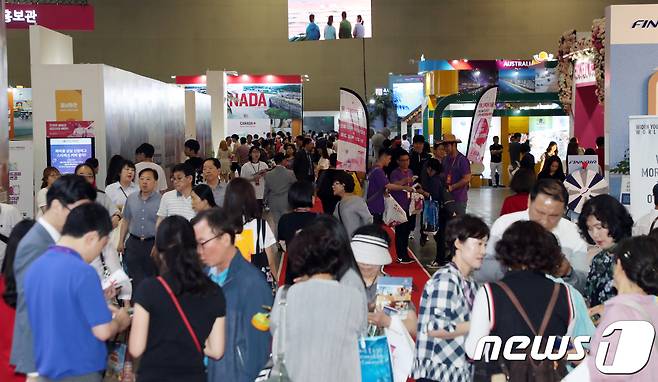 경기 고양시 일산 킨텍스에서 열린 2018 하나투어 여행박람회 현장/뉴스1 ⓒ News1