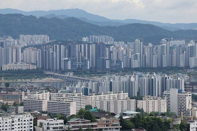 남산에서 바라본 서울 시내 아파트 [이미지출처=연합뉴스]